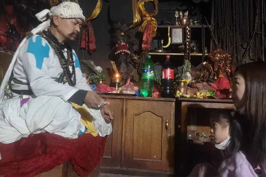 SHAMAN CONSULTATION IN NEPAL